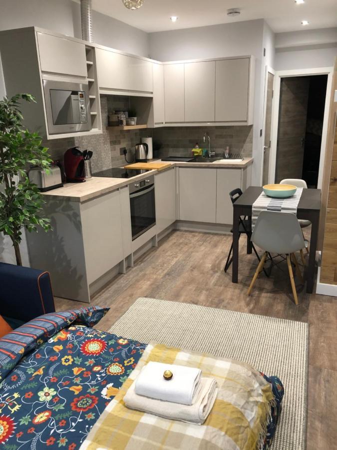 Carolyn'S Place Ruislip Εξωτερικό φωτογραφία